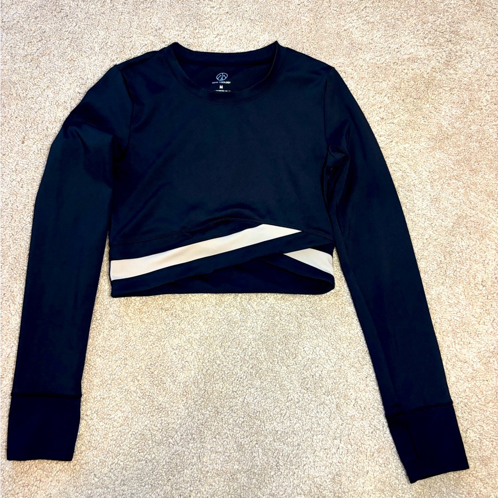 Move theology long sleeve active wear shirt size medium